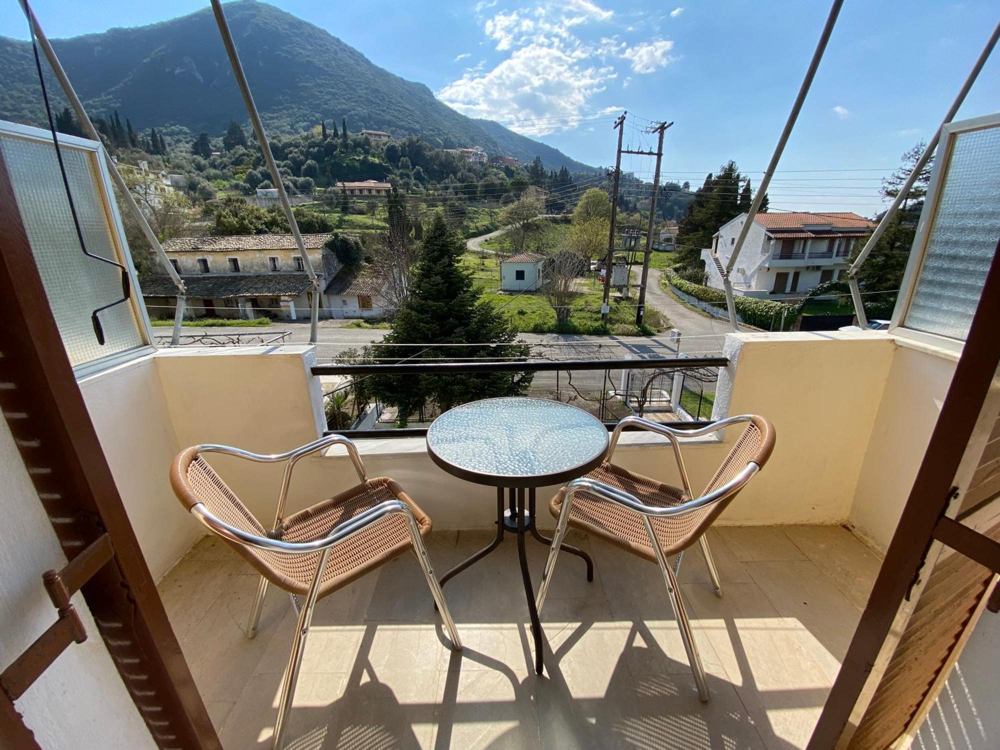 Navy Apartment With Mountain View &Private Parking Vátos Exteriér fotografie