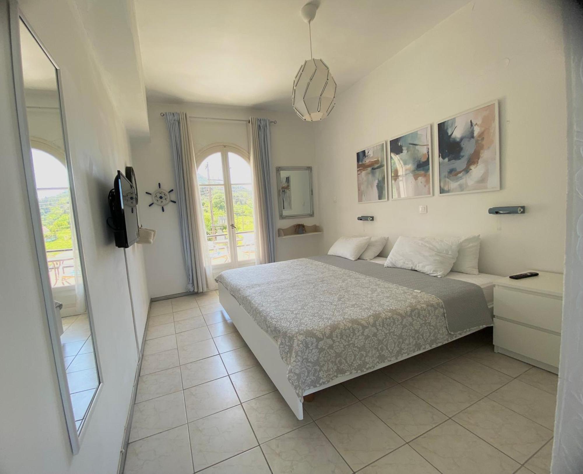 Navy Apartment With Mountain View &Private Parking Vátos Exteriér fotografie