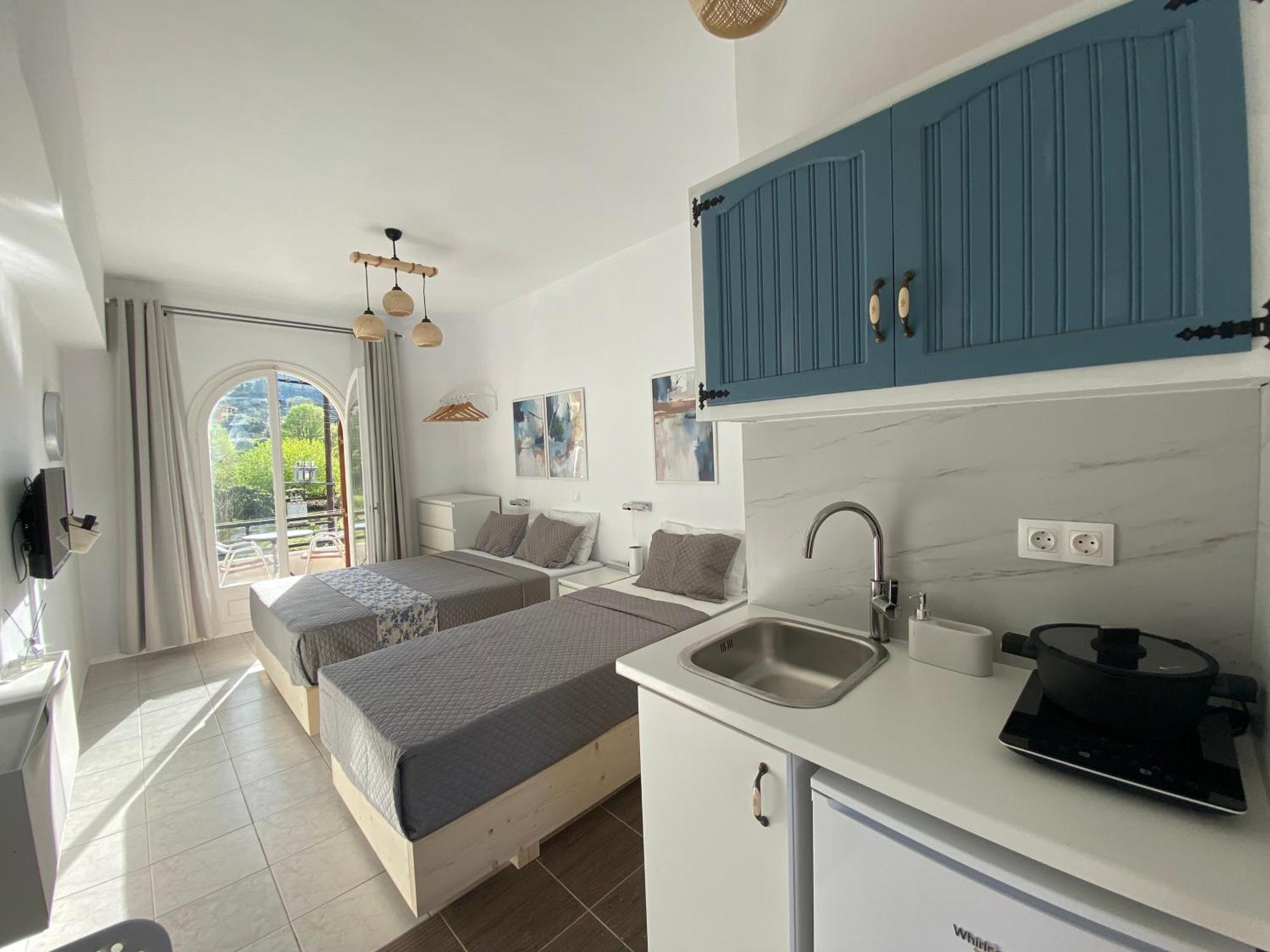 Navy Apartment With Mountain View &Private Parking Vátos Exteriér fotografie